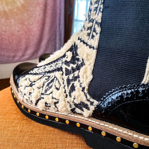 Free People Chelsea Boot - Picture 2 of 4